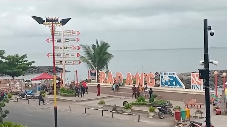 Potensi Tsunami Gempa Mentawai Berakhir, Aktivitas Warga Padang Kembali Normal