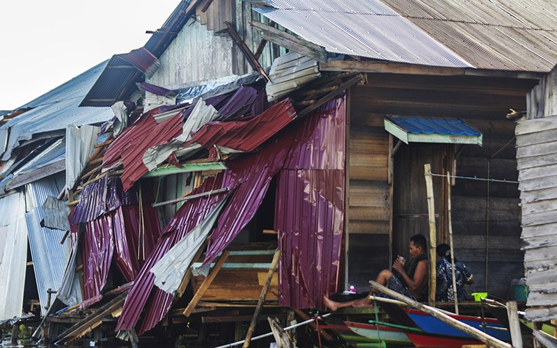 Korban Kapal Tongkang Tabrak Rumah Tuntut Ganti Rugi - Bagian 3