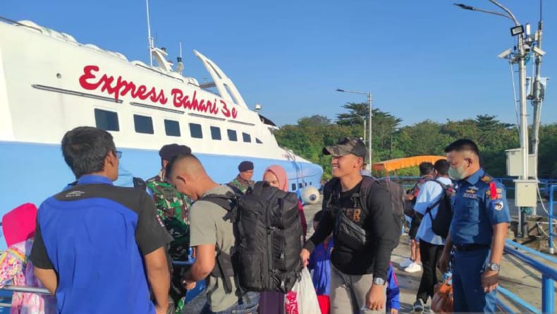 title Catat, Ini Jadwal Kapal Cepat Layani Arus Balik di Pelabuhan Tanjungpandan Catat, Ini Jadwal Kapal Cepat Layani Arus Balik di Pelabuhan Tanjungpandan