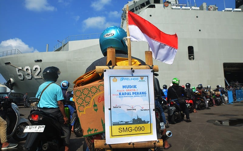 263 Warga Balik ke Jakarta dengan Kapal Perang dari Semarang - Bagian 2