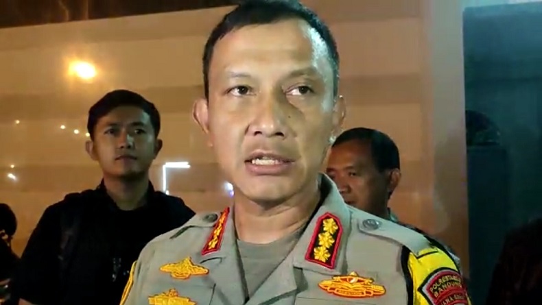WNA Australia Marah dan Ludahi Imam Masjid di Buahbatu, Kapolrestabes Bandung: Kami Proses