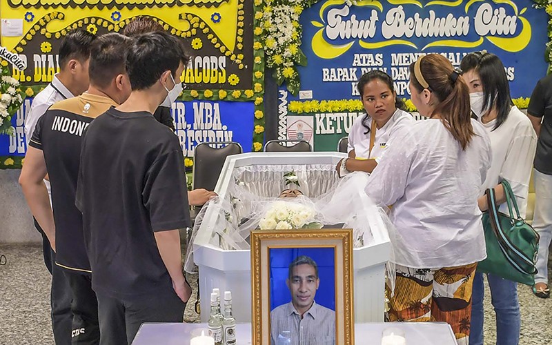 Suasana Haru Rumah Duka Atlet Para Tenis Meja David Jacobs - Bagian 2