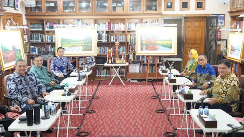 Bertemu SBY, Airlangga Ajak Demokrat Bekerja Sama Loloskan RI dari Jebakan Middle Income Trap - Bagian 3