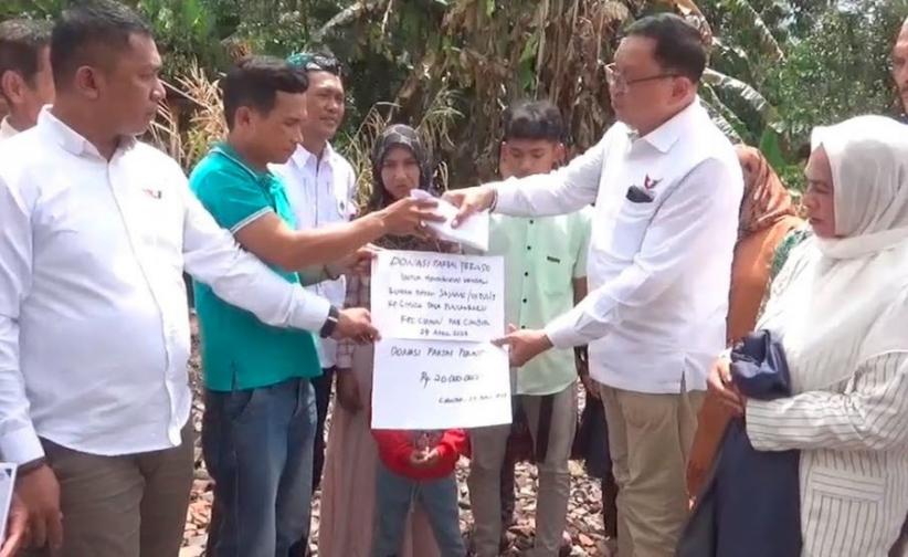 Partai Perindo Bantu Korban Kebakaran Rumah di Cidaun Cianjur