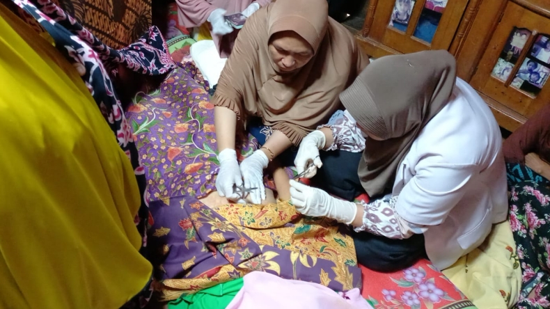 Tega, Suami di Empat Lawang Tusuk Istri hingga Tewas dan Tinggalkan Mayatnya di Kebun