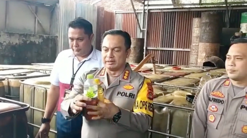 Gerebek Gudang Pengoplos Solar, Kapolrestabes Palembang Turun Langsung ke Lokasi