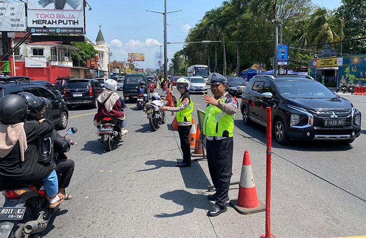 Pustral UGM Apresiasi Kinerja Polisi saat Mudik Lebaran, Perlu Regulasi Pembatasan Kendaraan