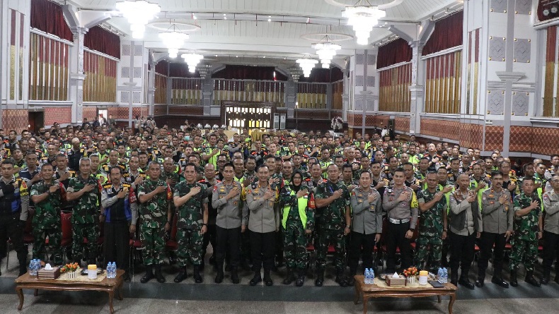 Jelang Pemilu 2024, Ribuan Babinsa-Bhabinkamtibmas Kota Bandung Dikumpulkan di Pusdai