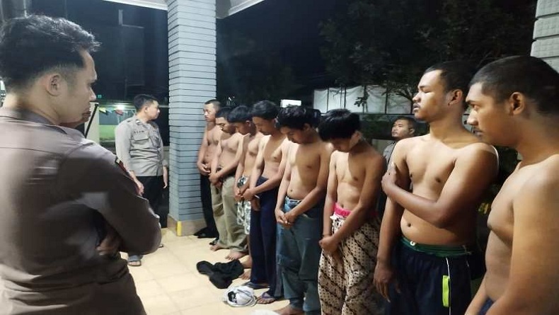 title Diduga akan Tawuran, Sejumlah Pelajar di Temanggung Ditangkap Polisi Diduga akan Tawuran, Sejumlah Pelajar di Temanggung Ditangkap Polisi
