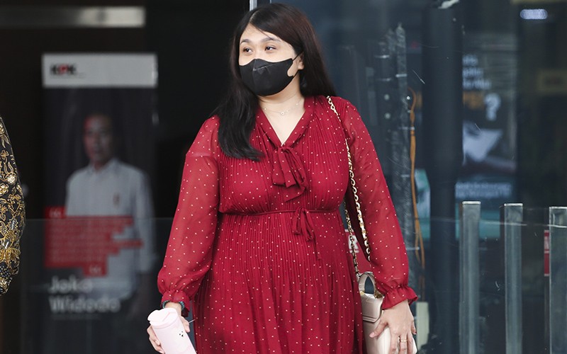 Penampilan PNS Kementerian ESDM saat Diperiksa KPK soal Korupsi Tukin Pegawai - Bagian 1