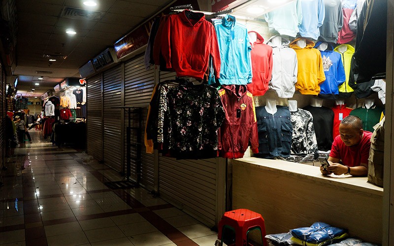 Foto Pasar Tanah Abang Masih Sepi usai Libur Lebaran - Bagian 1