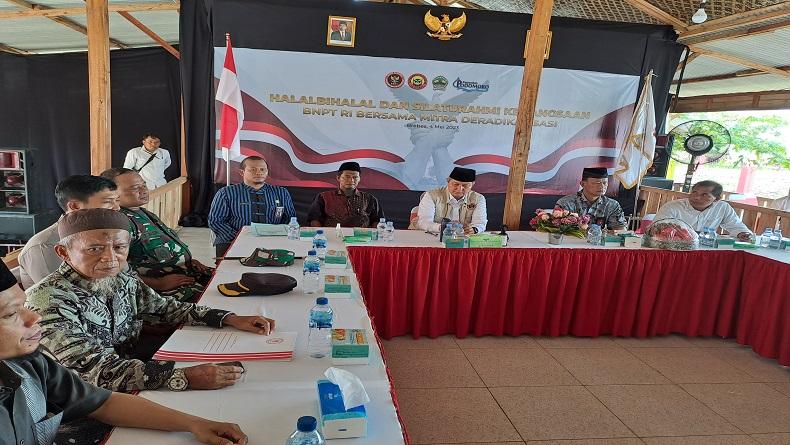 title Silaturahmi dengan Paguyuban Podomoro, Kepala BNPT Ajak Tanamkan Toleransi Sejak Dini Silaturahmi dengan Paguyuban Podomoro, Kepala BNPT Ajak Tanamkan Toleransi Sejak Dini