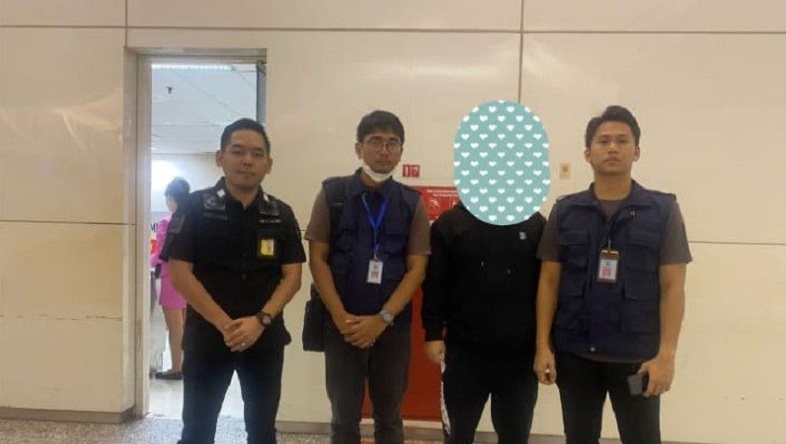 8 Bulan Langgar Izin Tinggal, WN China di Bali Dideportasi