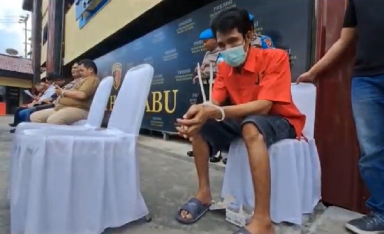 title Warga Pontianak Nekat Selundupkan 6,3 Kg Sabu Asal Malaysia dari Bandara Supadio Warga Pontianak Nekat Selundupkan 6,3 Kg Sabu Asal Malaysia dari Bandara Supadio