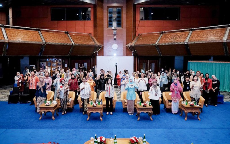 Angela Tanoesoedibjo: Ketika Perempuan Berdaya, Niscaya Keluarga Indonesia Sejahtera - Bagian 3