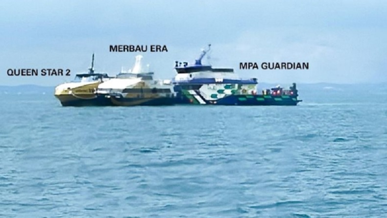 title Kapal Feri Angkut 62 Penumpang Tujuan Batam Terbakar di Perairan Singapura Kapal Feri Angkut 62 Penumpang Tujuan Batam Terbakar di Perairan Singapura