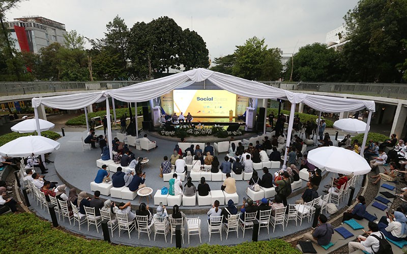 Menko Airlangga Hartarto Luncurkan Program Sewindu Proyek Strategis Nasional - Bagian 5