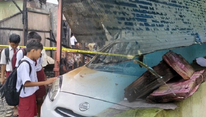 title Kebakaran Hari Ini di Kapuas, 6 Rumah Berdekatan Hangus Terbakar Kebakaran Hari Ini di Kapuas, 6 Rumah Berdekatan Hangus Terbakar