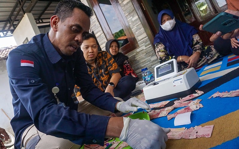 Uang Rp40 Juta Disimpan di Bawah Bantal Rusak, hanya Segini yang Bisa Diganti BI - Bagian 3