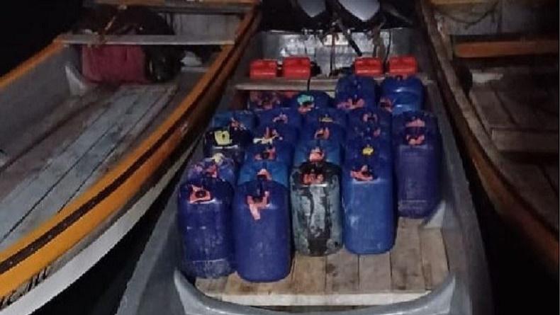 Polairud Gagalkan Penyelundupan BBM ke Papua Nugini, 2 Warga Jayapura Ditangkap