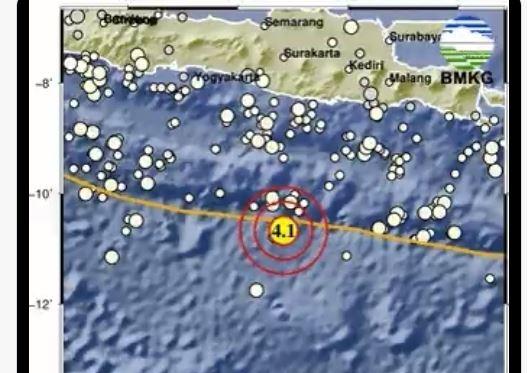 title Pusat Gempa Terkini M 4,1 Terjadi di Pacitan, Kedalaman 10 Km Pusat Gempa Terkini M 4,1 Terjadi di Pacitan, Kedalaman 10 Km