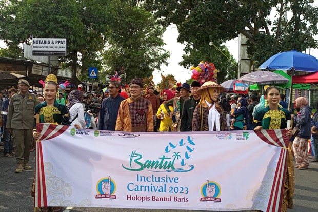 Langkah Kabupaten Bantul Kenalkan Potensi Kriya pada Dunia lewat Karnaval Produk Kreatif 