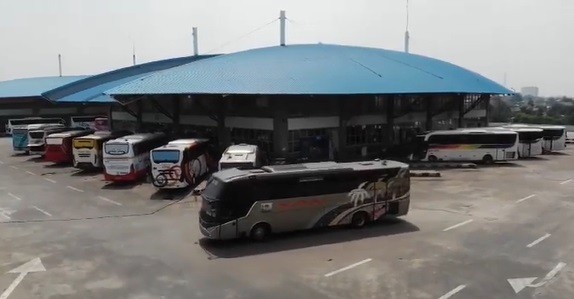Raja Jalan Raya: Mengupas Dunia Bus Penumpang di Indonesia