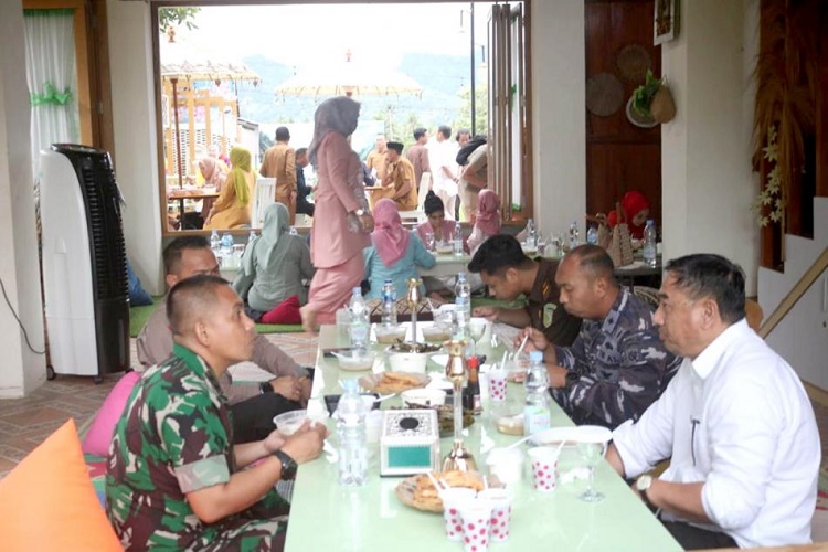 GOW Bone Bolango Berdayakan UMKM di Puncak Peringatan Hari Kartini