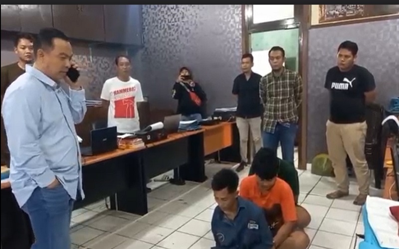 Remaja di Palembang yang Viral Ancam Perempuan Pakai Parang Ditangkap