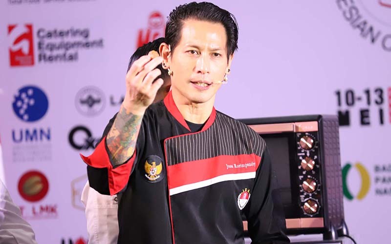 Melihat Chef Juna Masak Lobster Khas Manado - Bagian 2