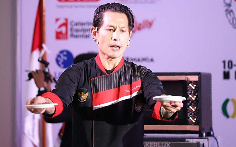 Melihat Chef Juna Masak Lobster Khas Manado - Bagian 1