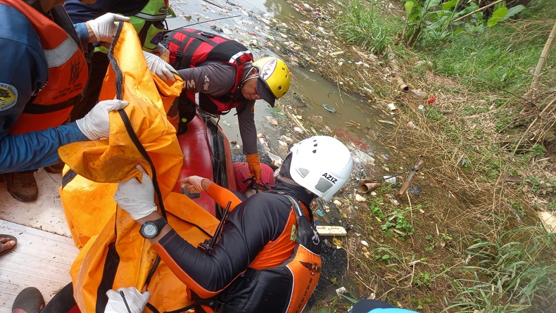 Pencarian Korban Tenggelam Di Citarum Bandung Jasad Ditemukan 34 Km