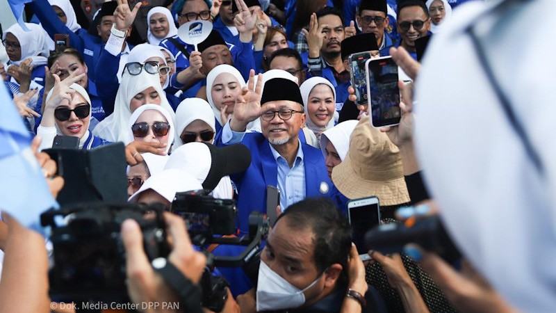 PAN Daftar Pemilu 2024, Zulhas: Filosofi Perjuangan PAN Seperti Matahari Tak Pernah Ingkar Janji - Bagian 4