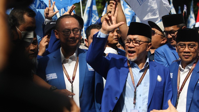 PAN Daftar Pemilu 2024, Zulhas: Filosofi Perjuangan PAN Seperti Matahari Tak Pernah Ingkar Janji - Bagian 3