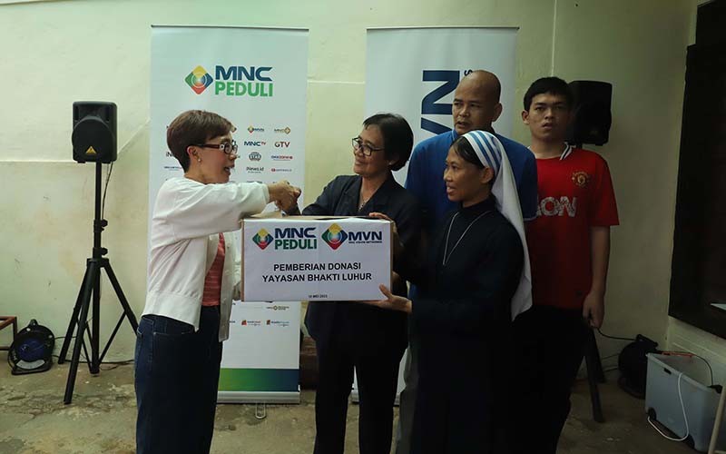 MNC Vision Networks Berikan Sembako kepada Yayasan Bhakti Luhur - Bagian 1