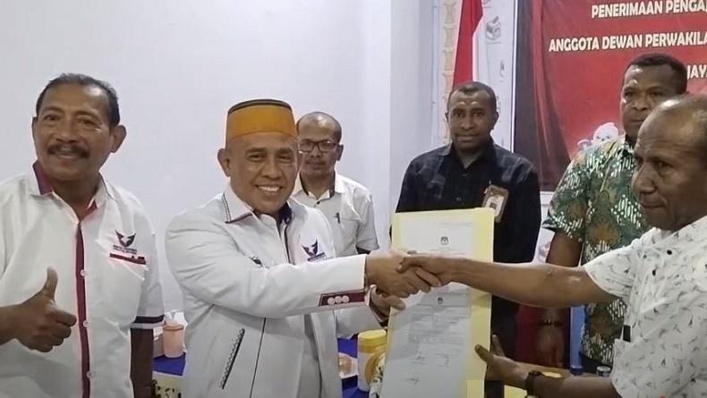 title KPU Jayapura Terima Pendaftaran Bacaleg 5 Parpol, Salah Satunya Partai Perindo KPU Jayapura Terima Pendaftaran Bacaleg 5 Parpol, Salah Satunya Partai Perindo