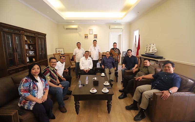 TGB Zainul Majdi Pimpin Rapat Persiapan Pendaftaran Caleg Partai Perindo ke KPU - Bagian 2