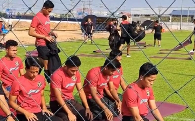 title Indonesia ke Final Sepak Bola SEA Games 2023, Gus Miftah: Yuk Semua Berdoa untuk Timnas  Indonesia ke Final Sepak Bola SEA Games 2023, Gus Miftah: Yuk Semua Berdoa untuk Timnas