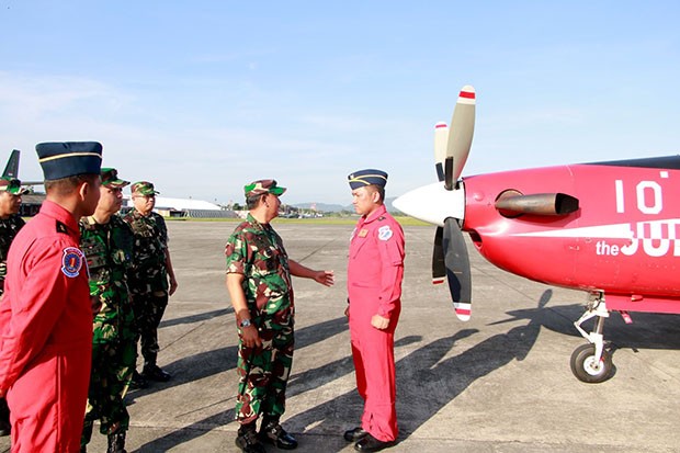 Pimpin Apel Kesiapan, Dankodiklatau Adisutjipto Berangkatkan Pesawat Jupiter Aerobatic ke Malaysia