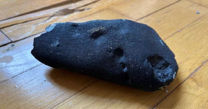 Meteorit Hantam Rumah Warga, Usia Batu Setara Tata Surya