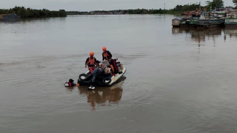 Belum Ditemukan, Pencarian Plt Ketua Golkar Kubu Raya Lompat ke Sungai Kapuas Diperluas