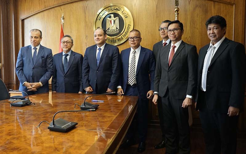 Mendag Zulhas Bertemu Menteri Mesir Ahmed Samir Saleh Tanda Tangan Kontrak Dagang Rp 12,88 T - Bagian 5