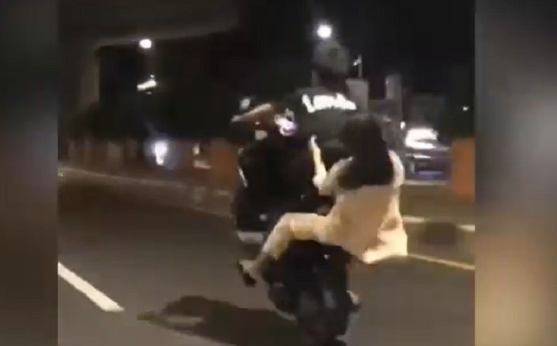 Viral Sejoli Aksi Freestyle di Jalan AP Pettarani Makassar, Polisi Buru Pelaku