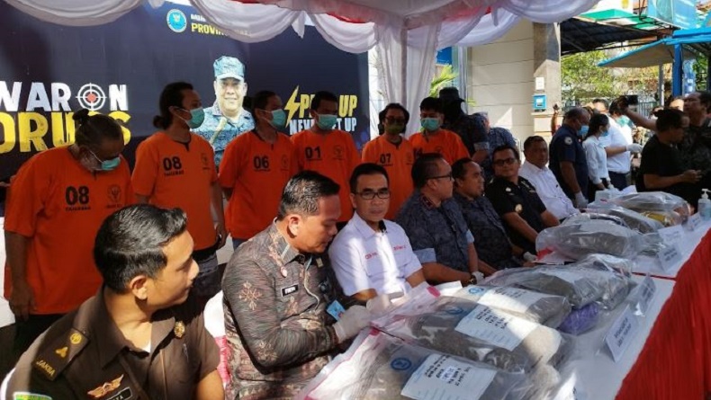 BNNP Bali Tangkap 6 Pengedar Narkoba Sasar Turis Asing, Sita Ganja 10 Kg
