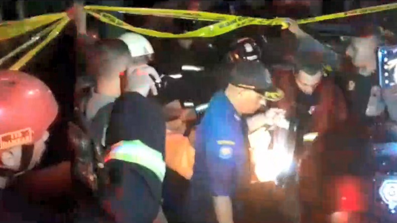 title Kebakaran di Pasar Gambus Ambon, 1 Orang tewas Kebakaran di Pasar Gambus Ambon, 1 Orang tewas