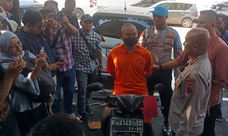 title Suami Bunuh Istri di Pati, Pelaku Ngaku ke Keluarga jika Korban Terjatuh dari Motor Suami Bunuh Istri di Pati, Pelaku Ngaku ke Keluarga jika Korban Terjatuh dari Motor