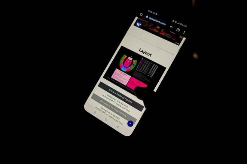 Suasana War Tiket Coldplay, Tiket Rp11 Juta Habis Sekejap! - Bagian 3