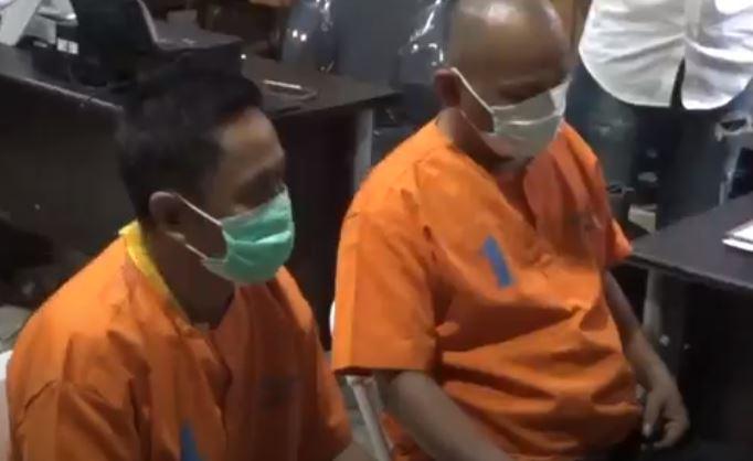 title Oknum Kepala UPDT Pasar Bengkulu Ditangkap saat Pesta Sabu di Jam Kerja Oknum Kepala UPDT Pasar Bengkulu Ditangkap saat Pesta Sabu di Jam Kerja