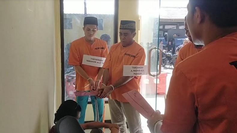 Petugas Satpol PP Bima Dibunuh dalam Rumah di Depan Istri, 4 Tersangka Peragakan 12 Adegan