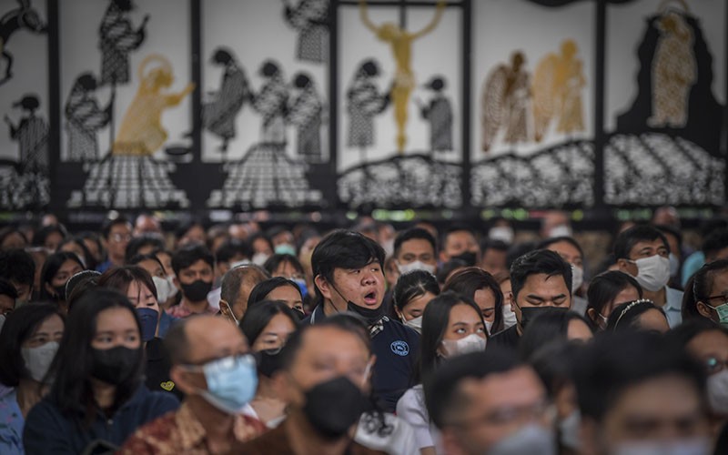 Suasana Misa Kenaikan Isa Almasih di Gereja Katedral - Bagian 2